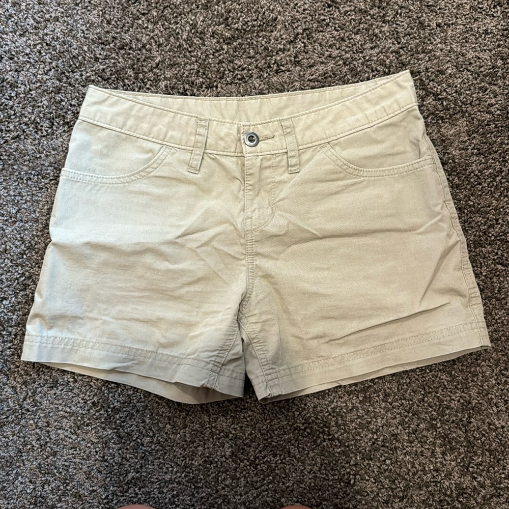 Patagonia W’s 2 organic cotton tan shorts